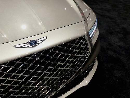 houston silver mercedes benz car on gray asphalt road united states